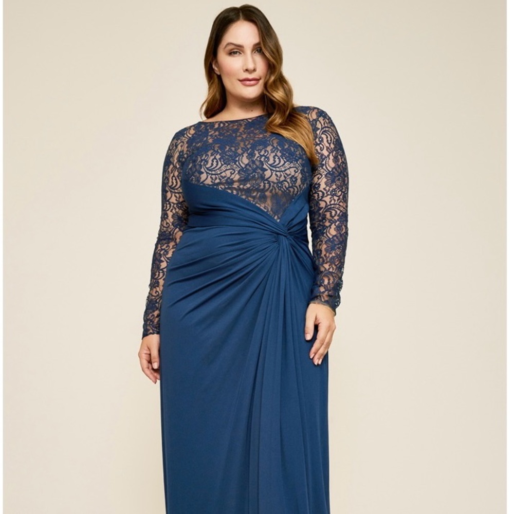 Tadashi Shoji Antonina mother of the bride evening gown